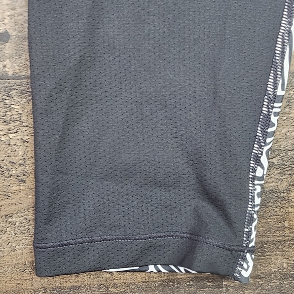 Nike Dri-FIT Women Pro Palm Print Training Capris 822527-010 S - Picture 7 of 9